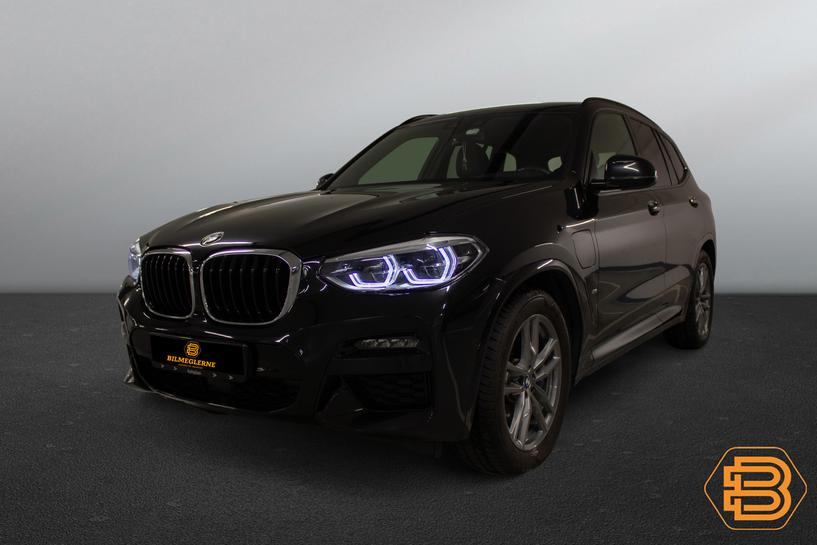 BMW X3 image1