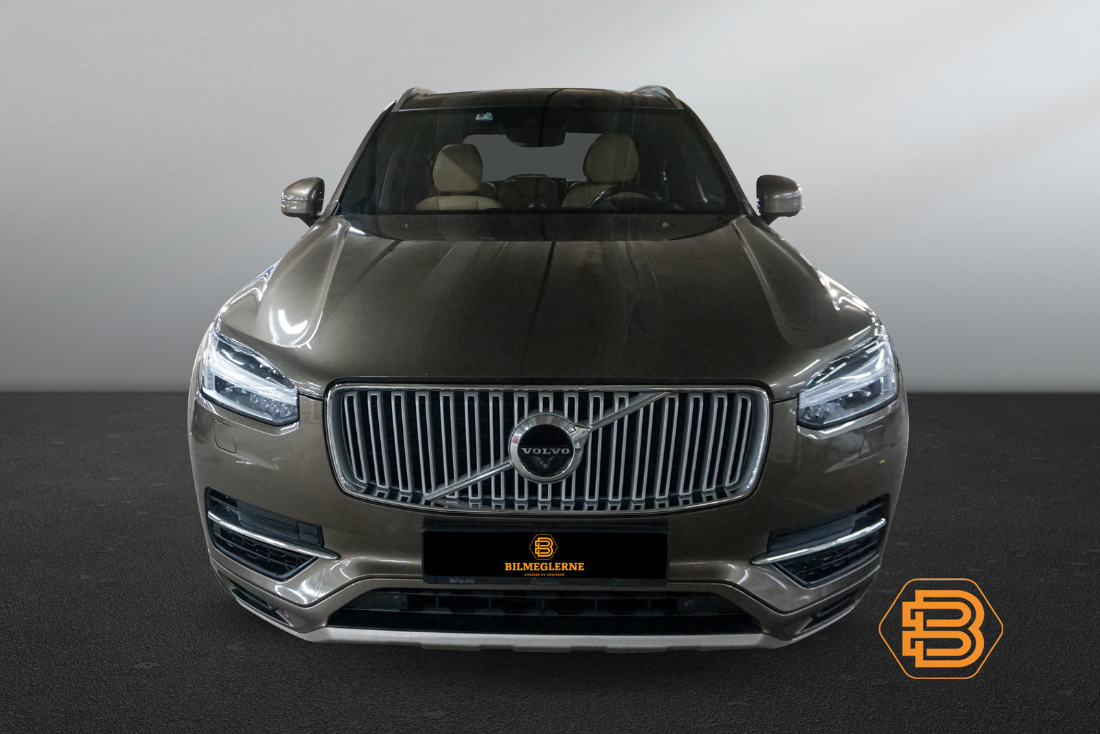 Volvo XC90 image1