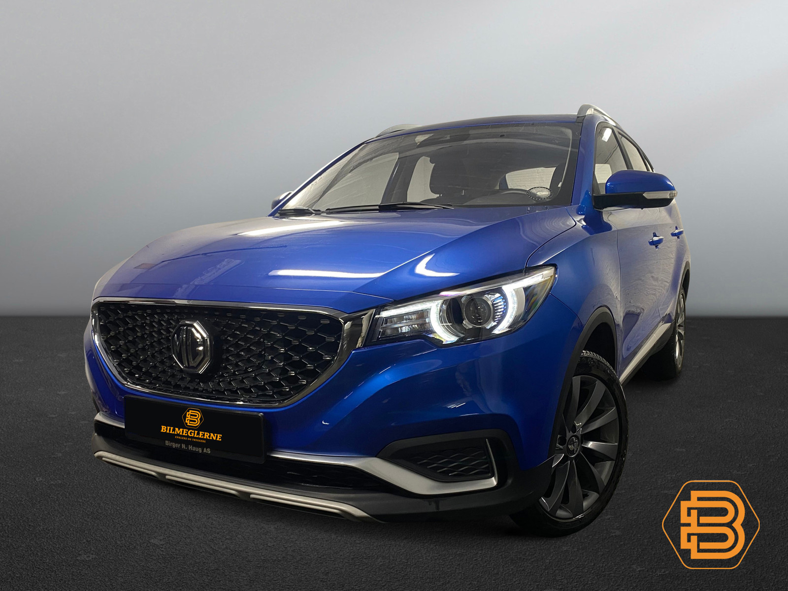 MG ZS EV image1