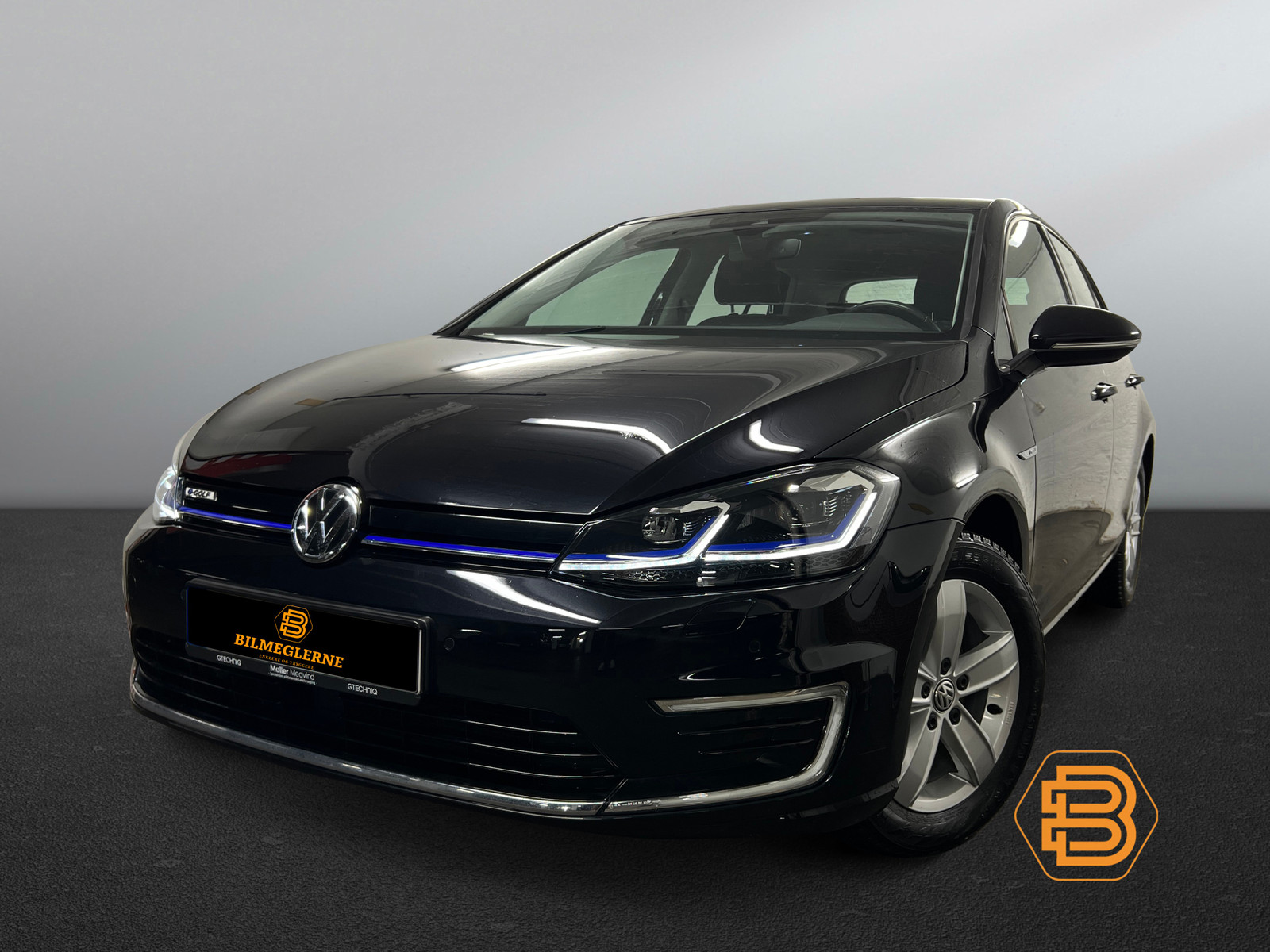 Volkswagen Golf image1
