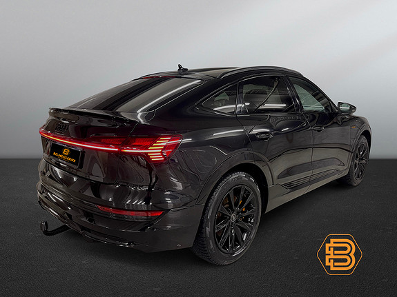 Audi E-tron  image2