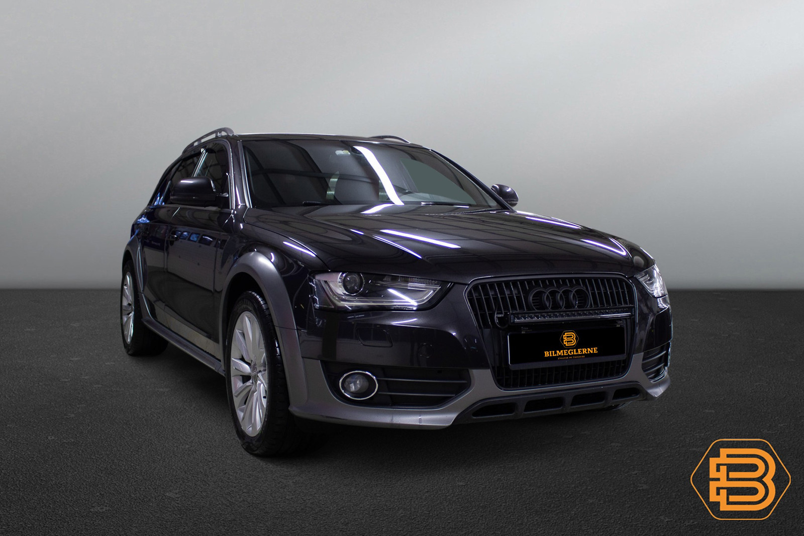 Audi A4 allroad  image2
