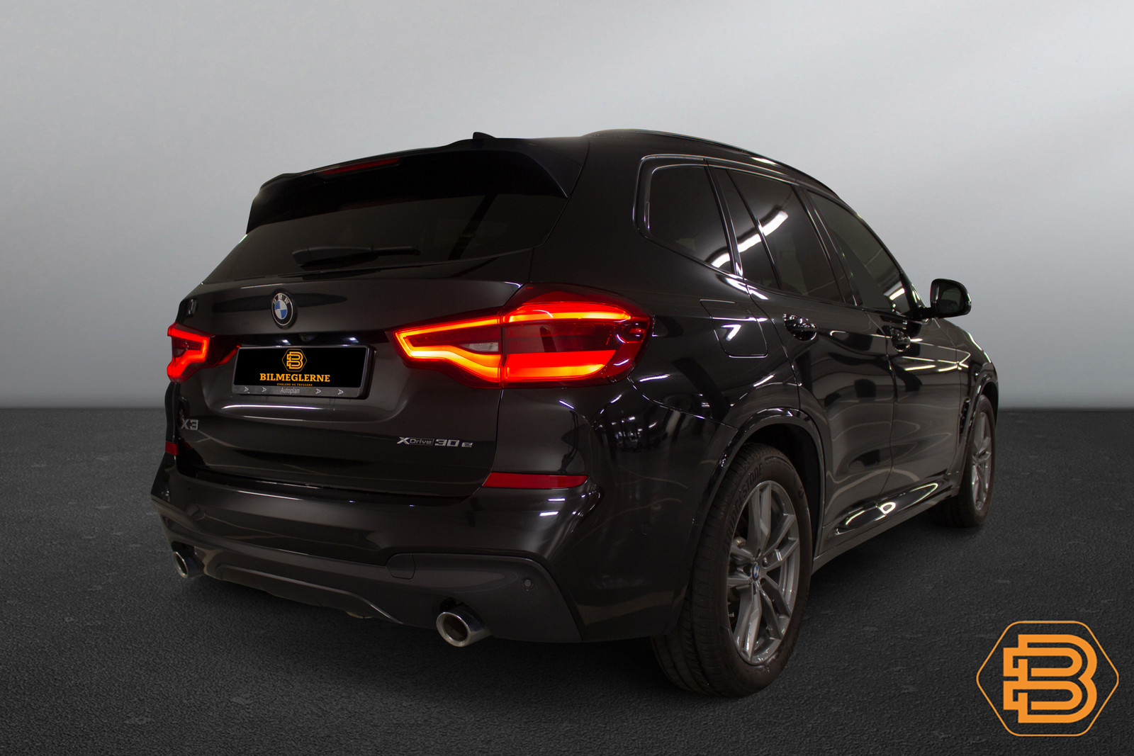 BMW X3  image2