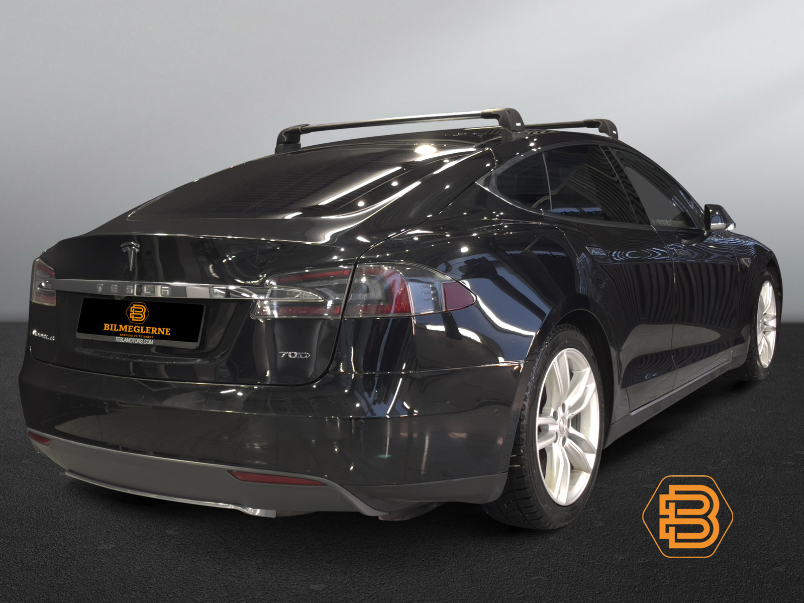 Tesla Model S  image2