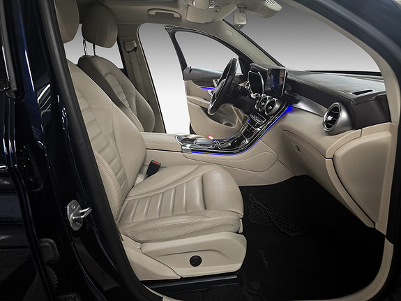 Mercedes-Benz GLC  image3