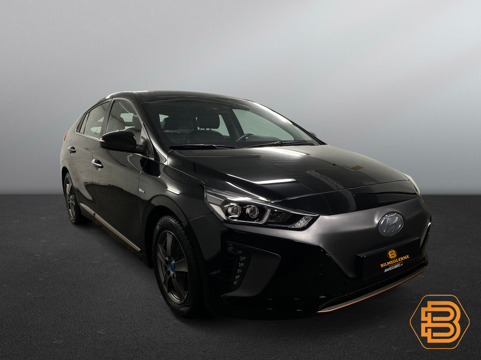 Hyundai IONIQ  image3
