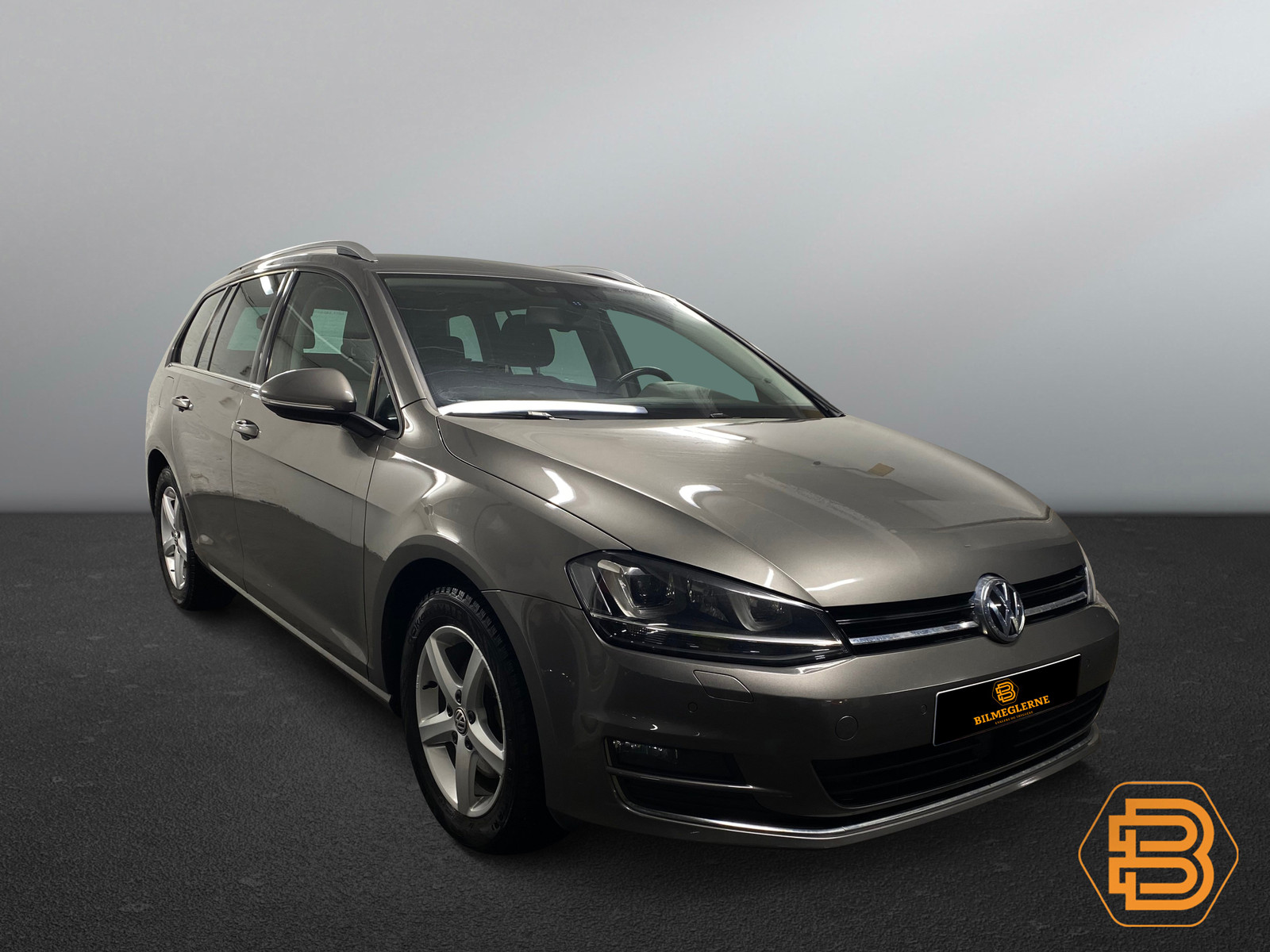 Volkswagen Golf  image3