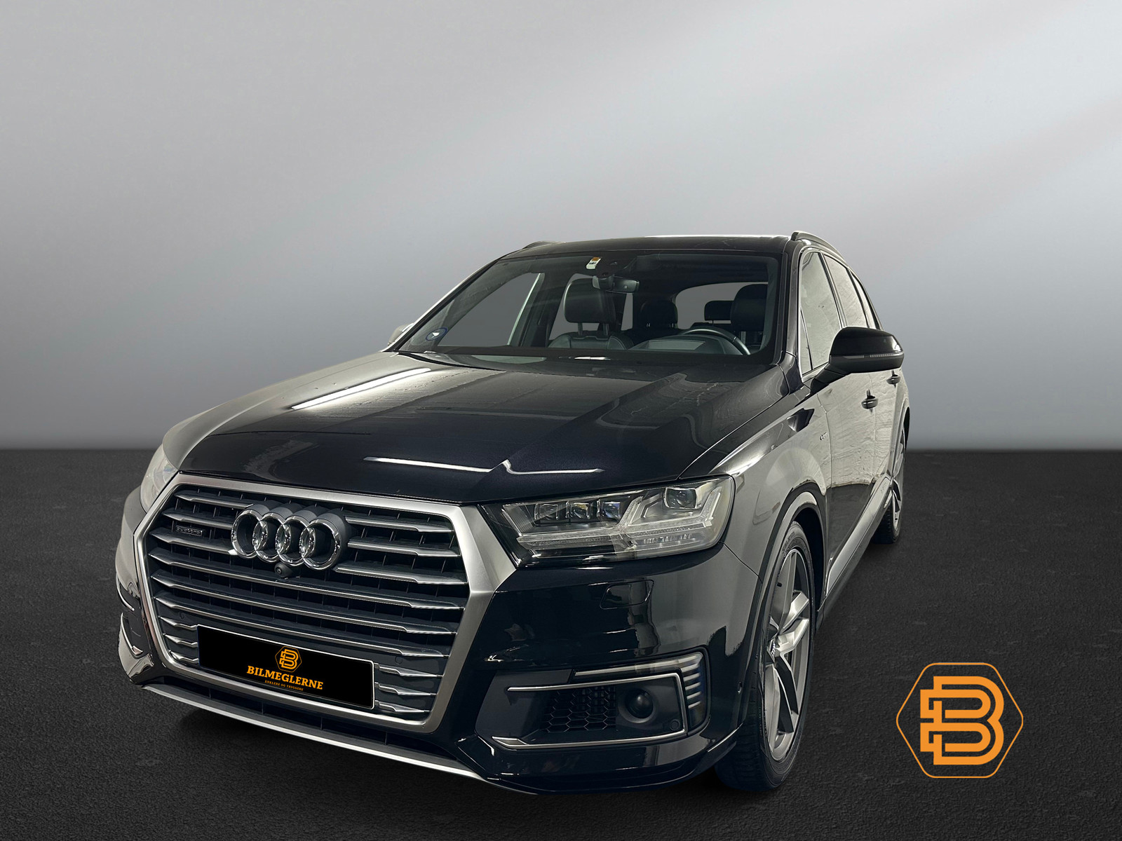 Audi Q7  image3