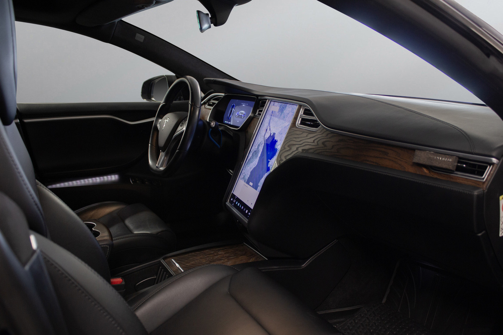 Tesla Model S  image3