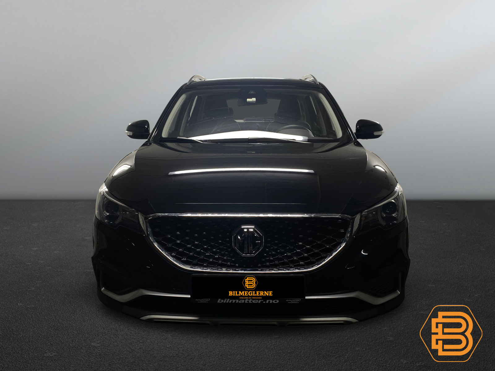 MG ZS EV  image4
