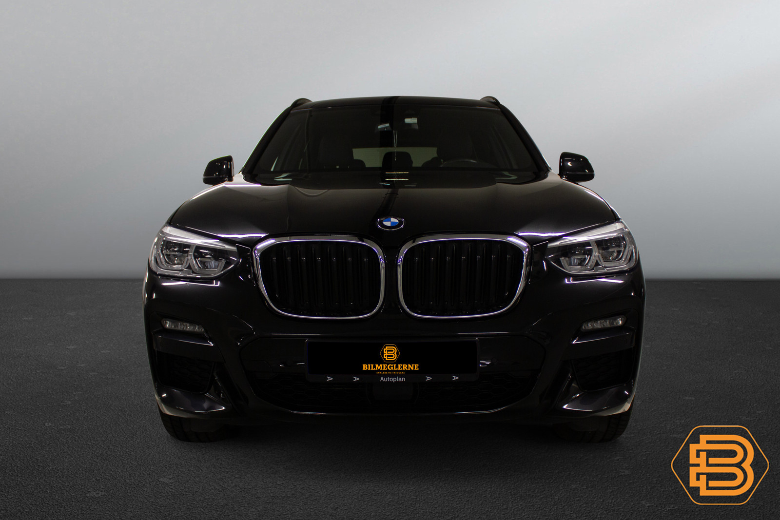 BMW X3  image4