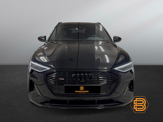 Audi E-tron  image4