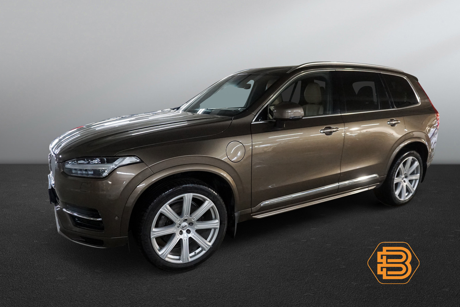 Volvo XC90  image4
