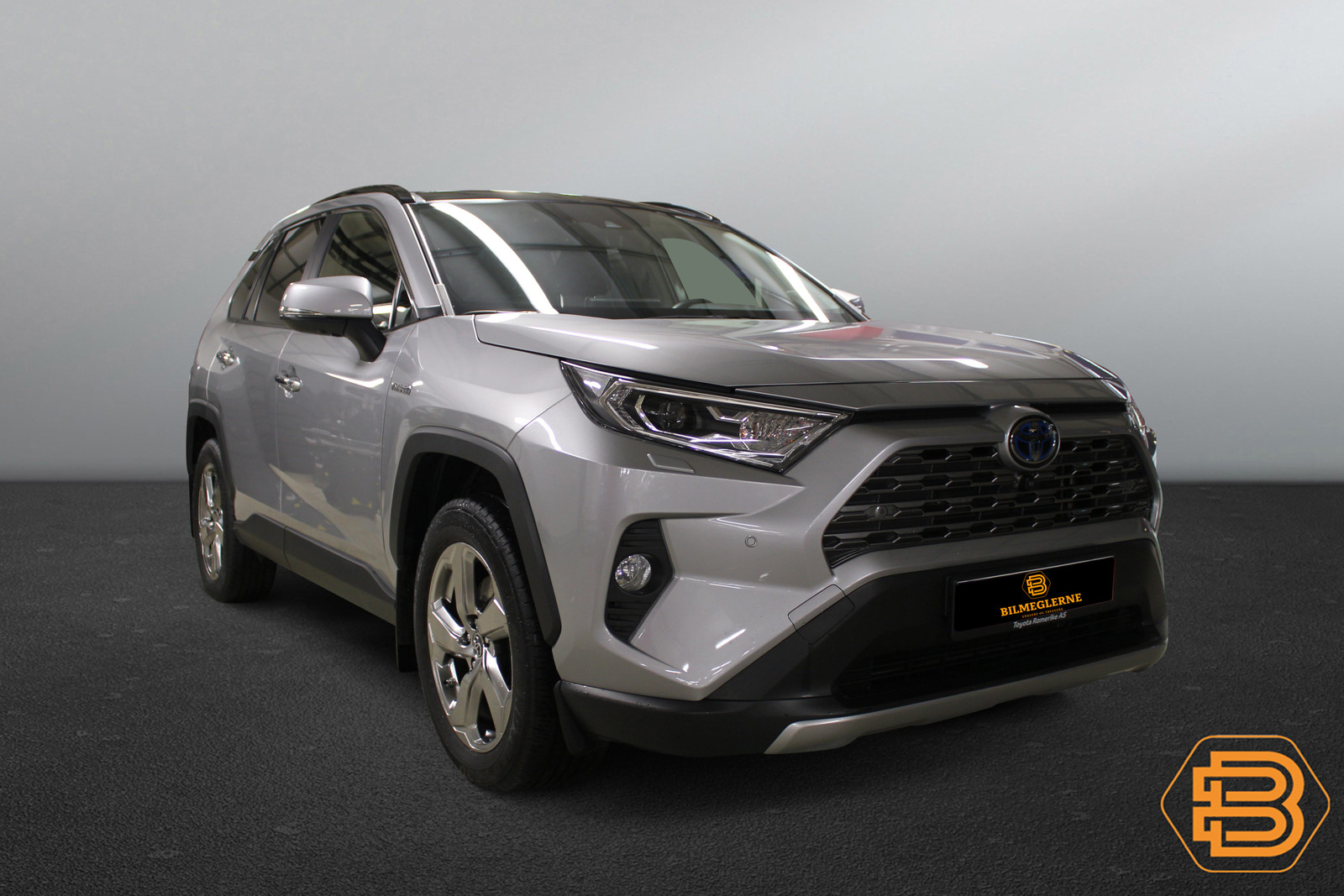 Toyota RAV4   image5