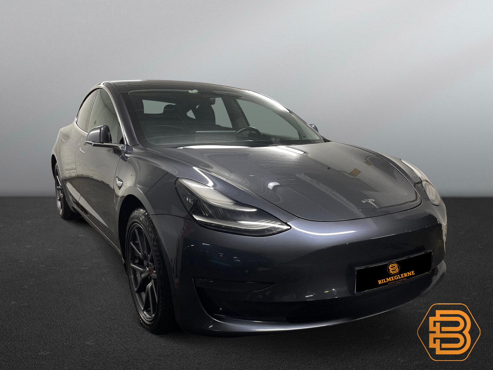 Tesla Model 3   image5