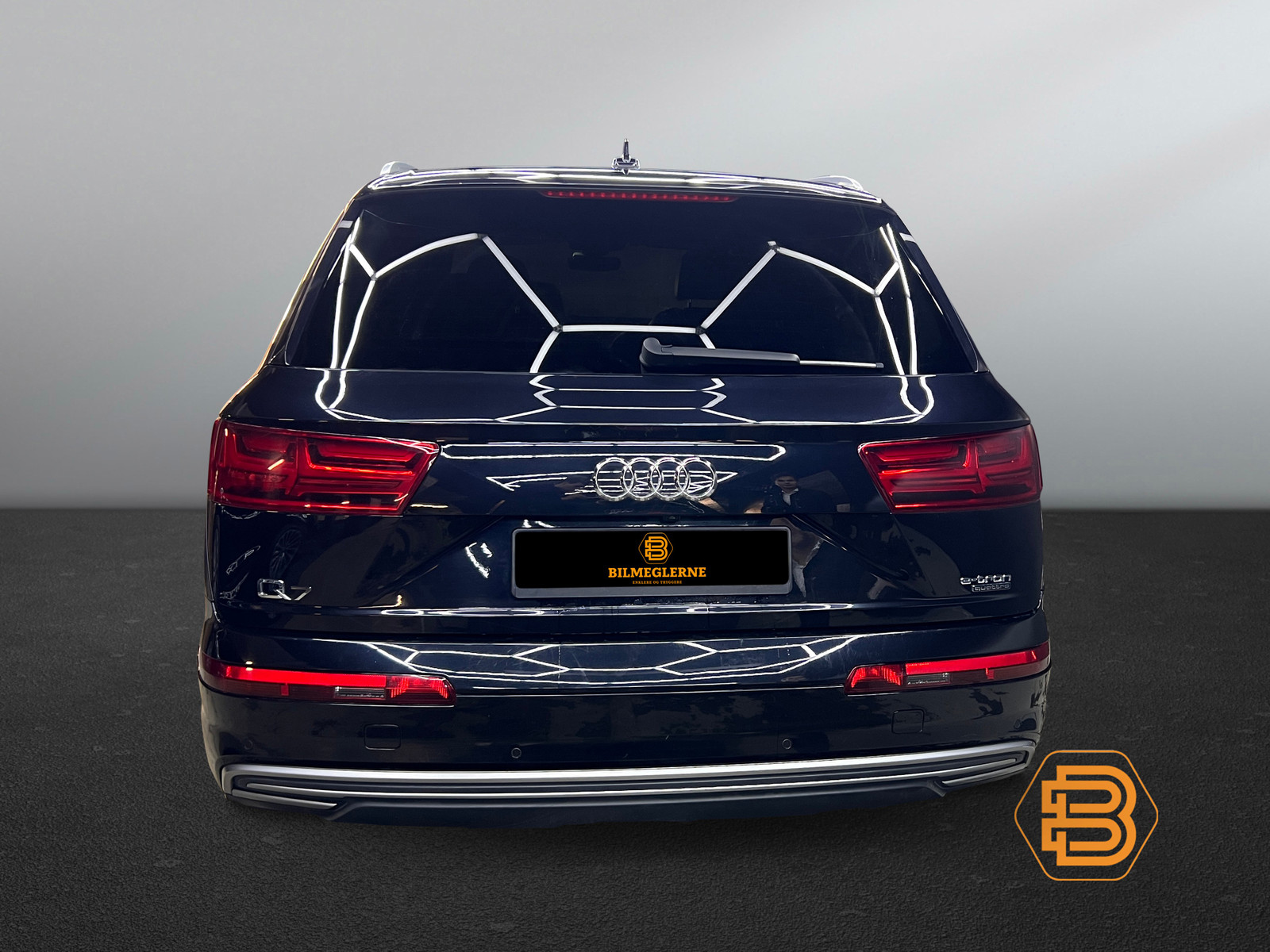 AUDI Q7 E TRON S-Line   image5