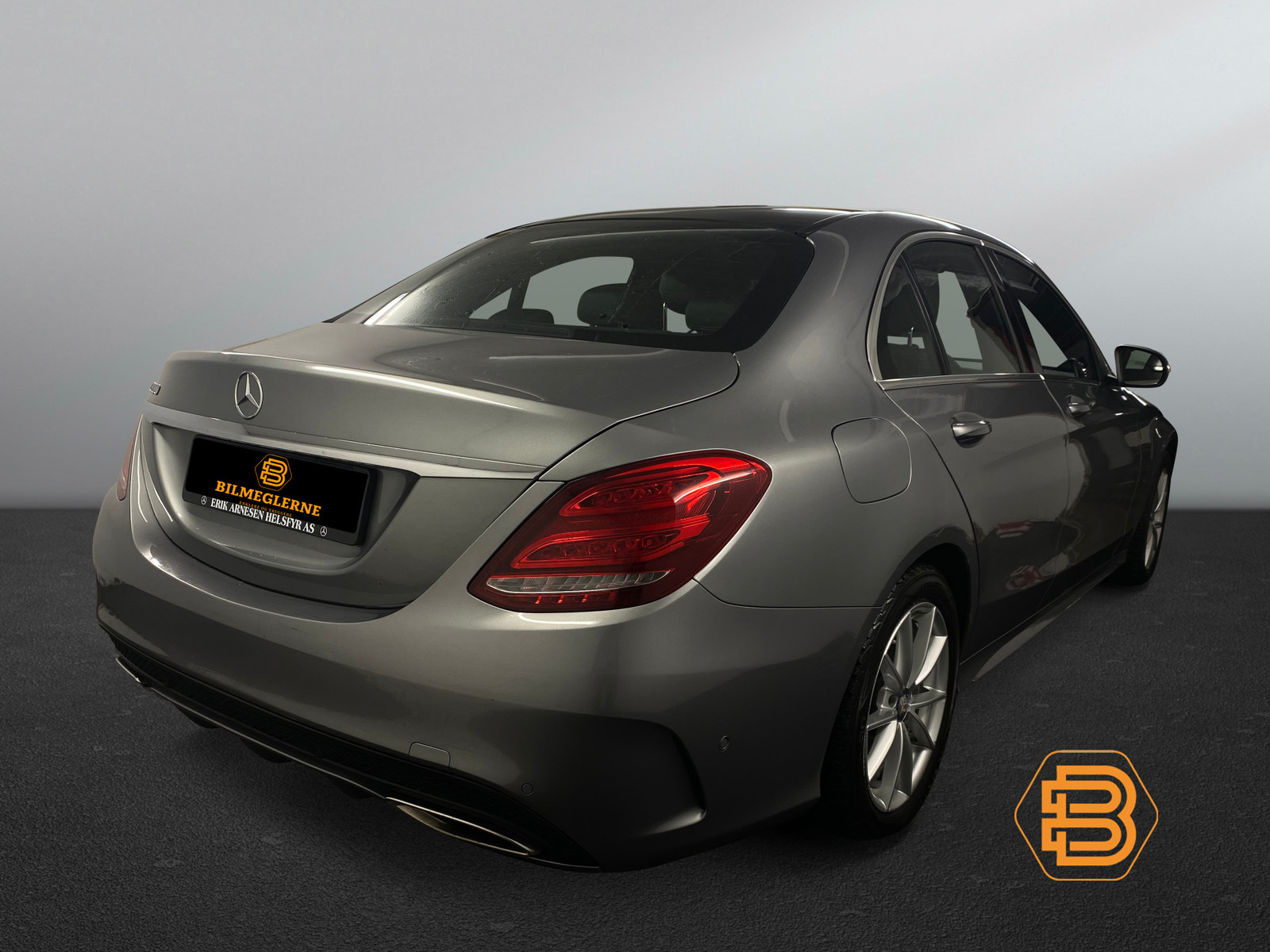 Mercedes-Benz C-Klasse   image5