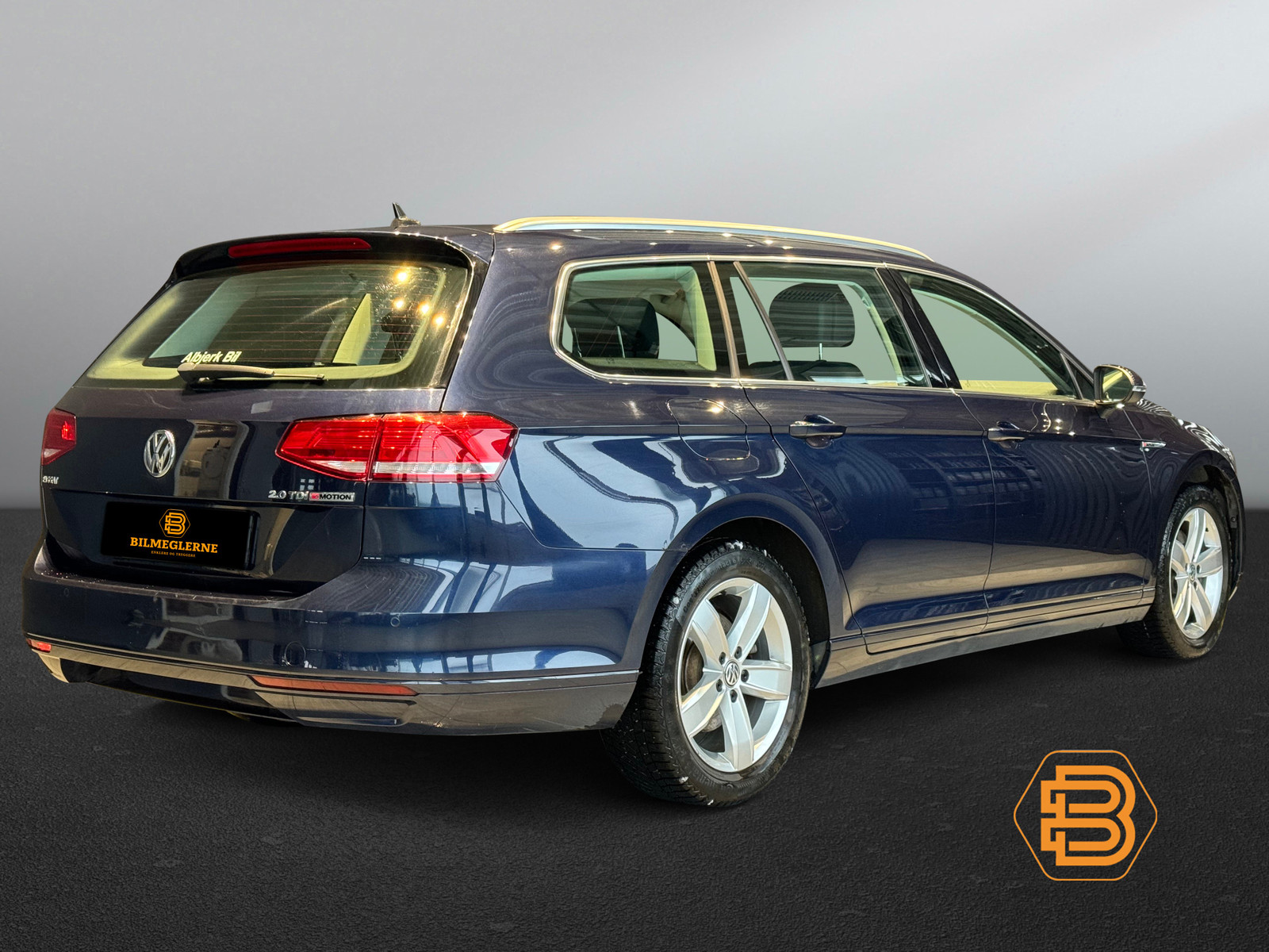 Volkswagen Passat   image5