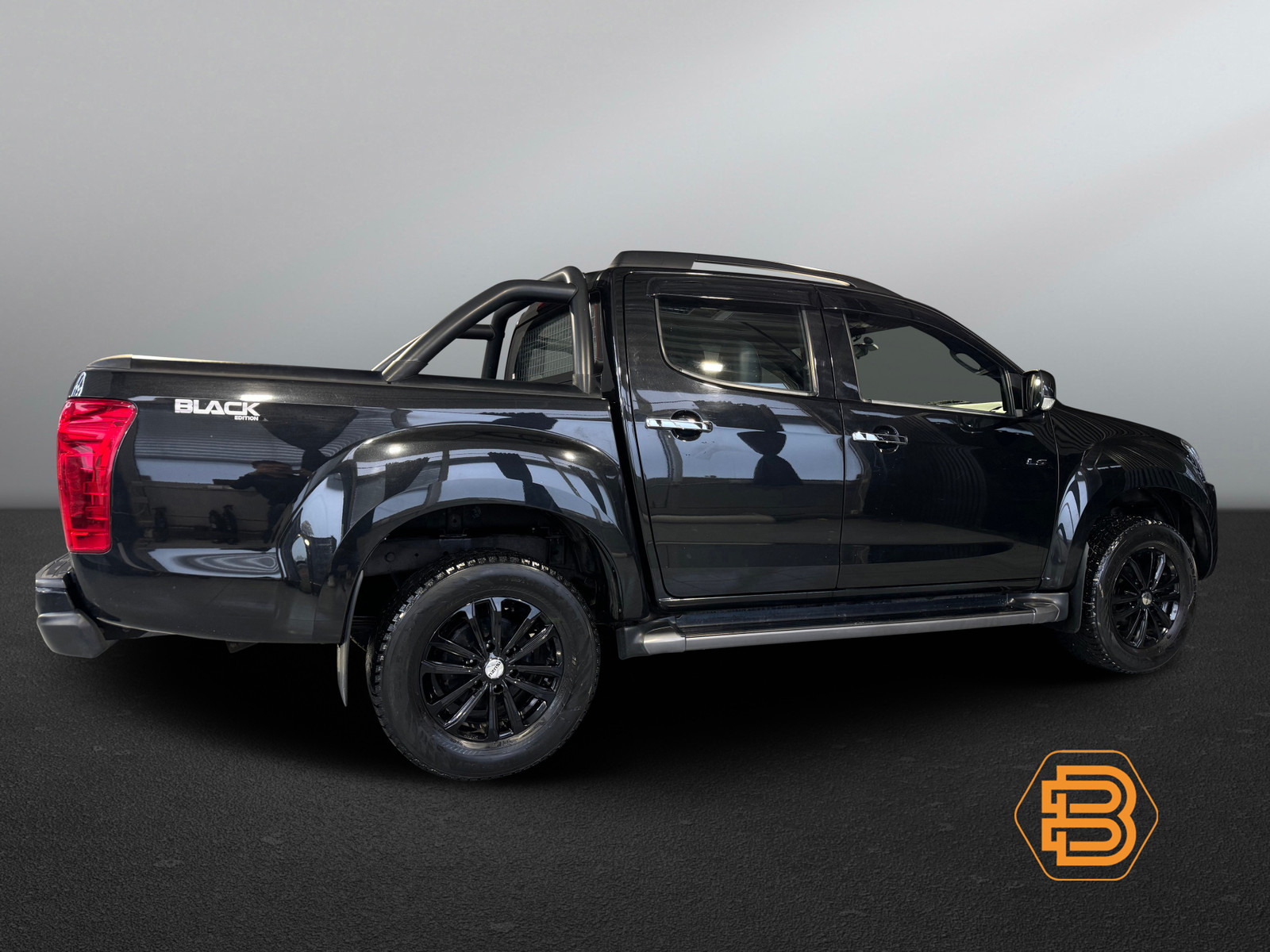 Isuzu D-max   image6