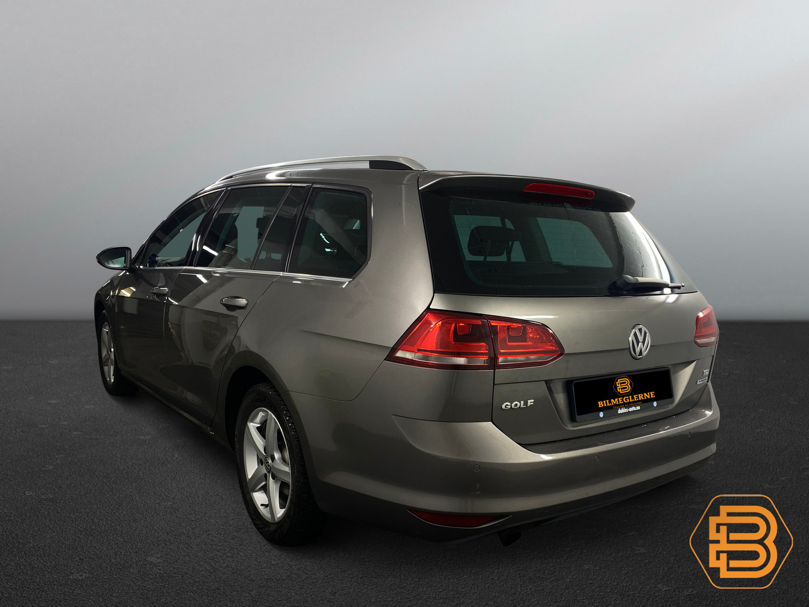 Volkswagen Golf   image6