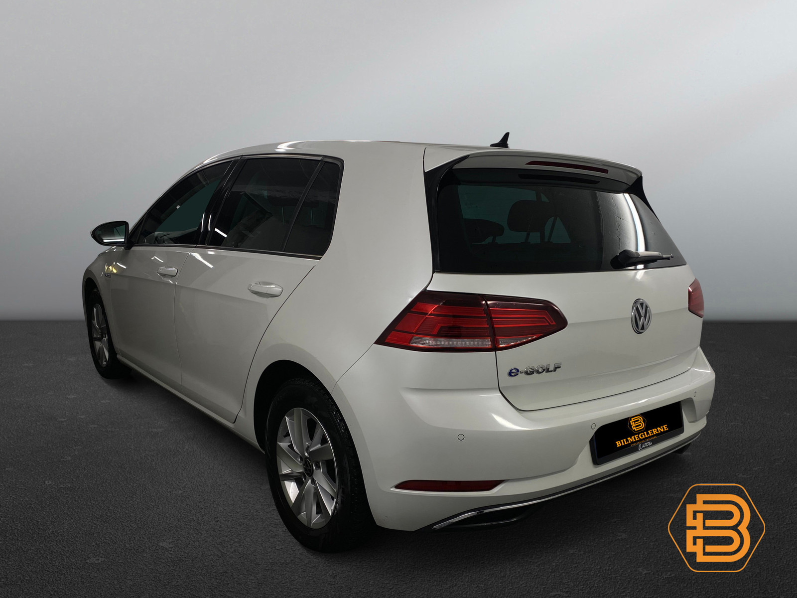 Volkswagen Golf   image6