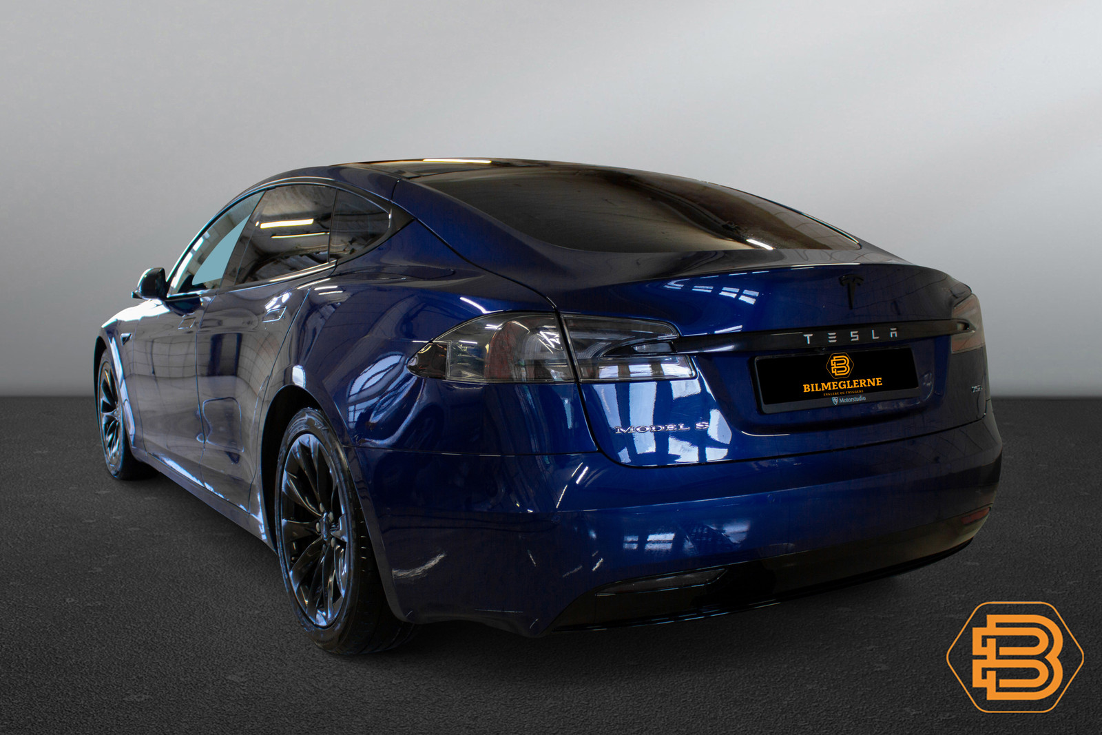 Tesla Model S   image7