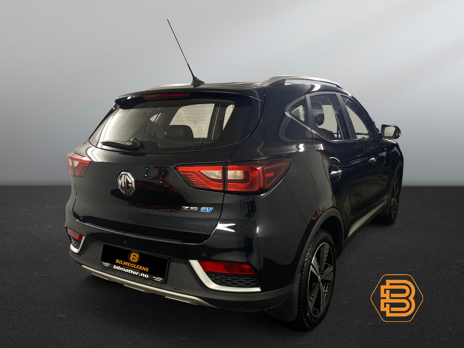 MG ZS EV   image8