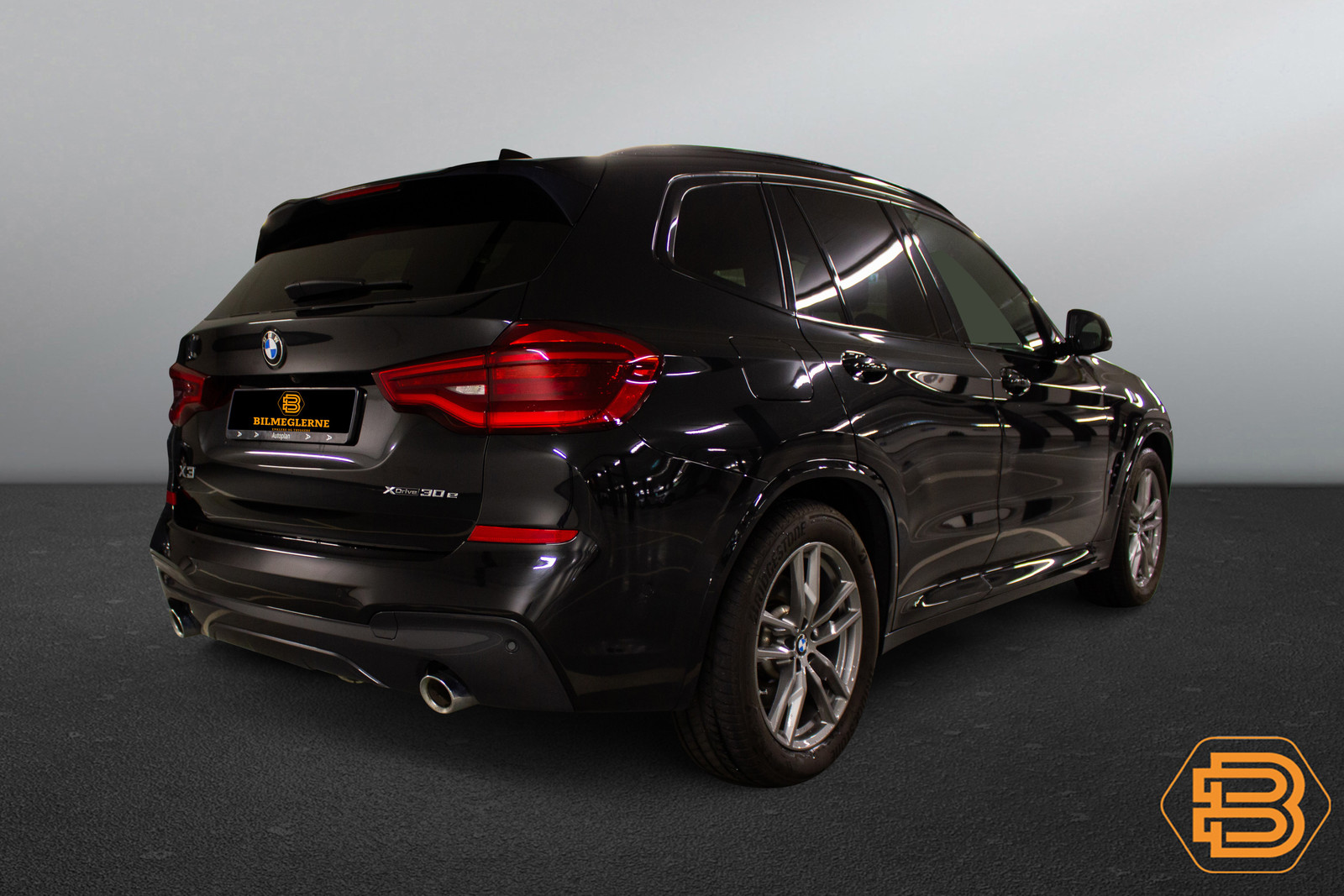 BMW X3   image8