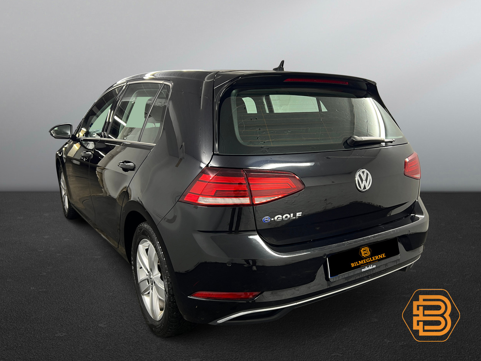 Volkswagen Golf   image8