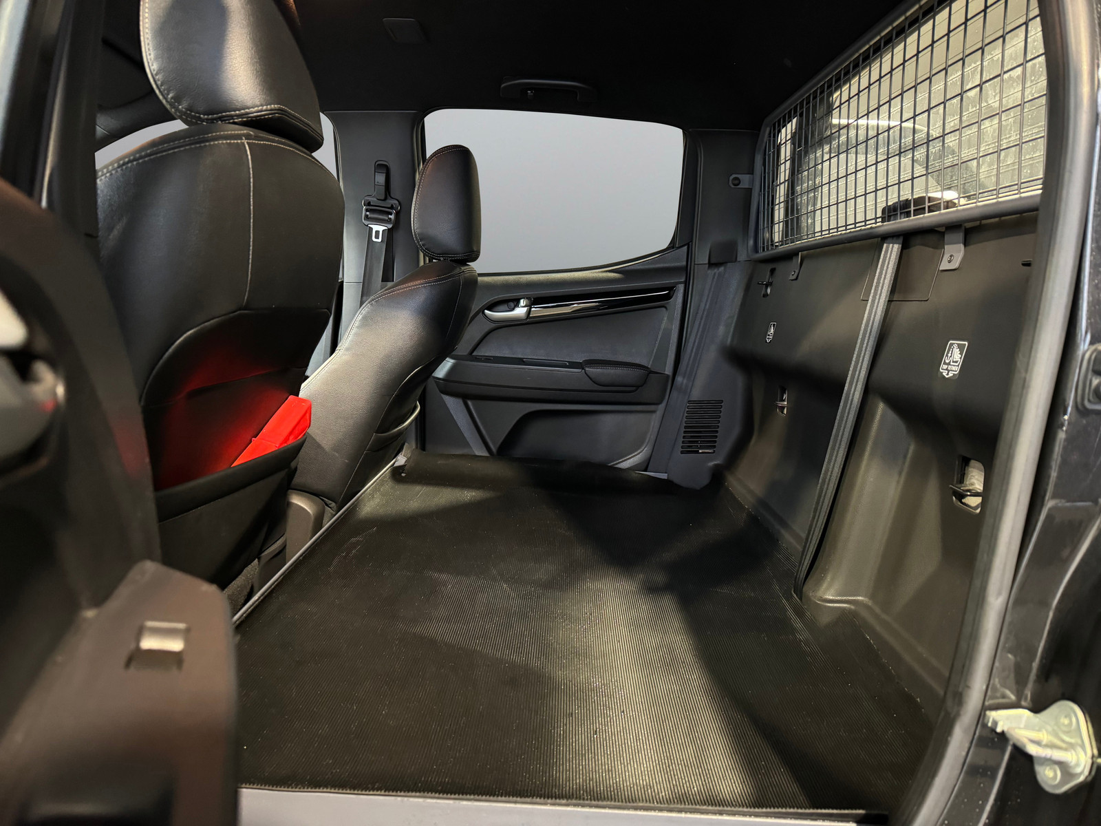 Isuzu D-max   image8