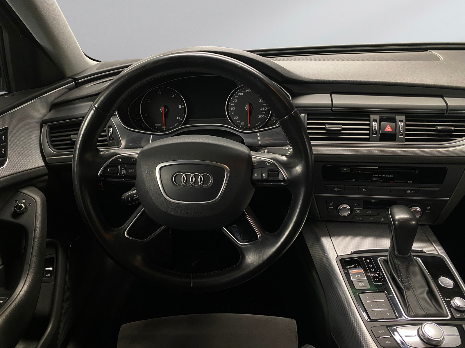 Audi A6   image9
