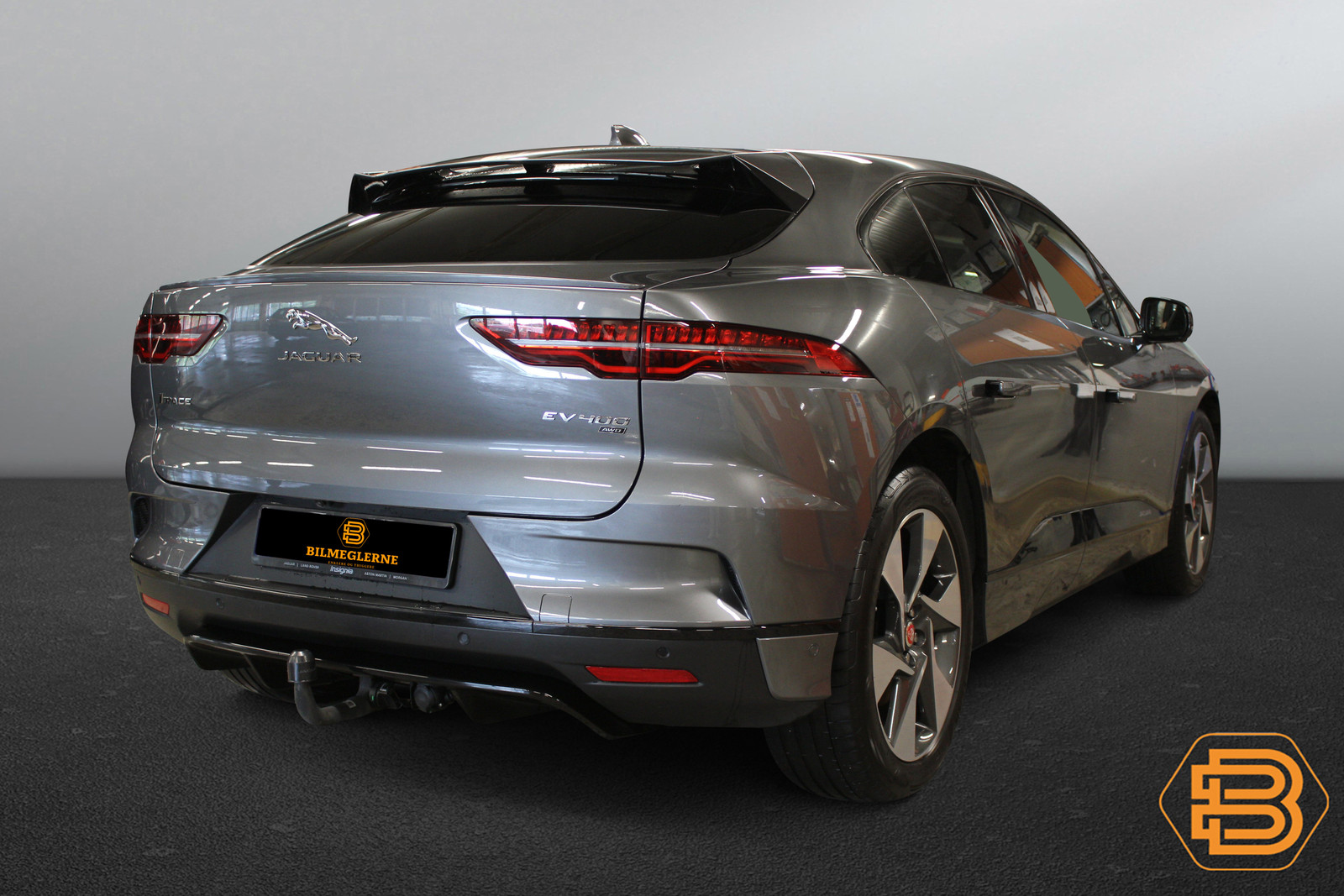 Jaguar I-PACE   image9