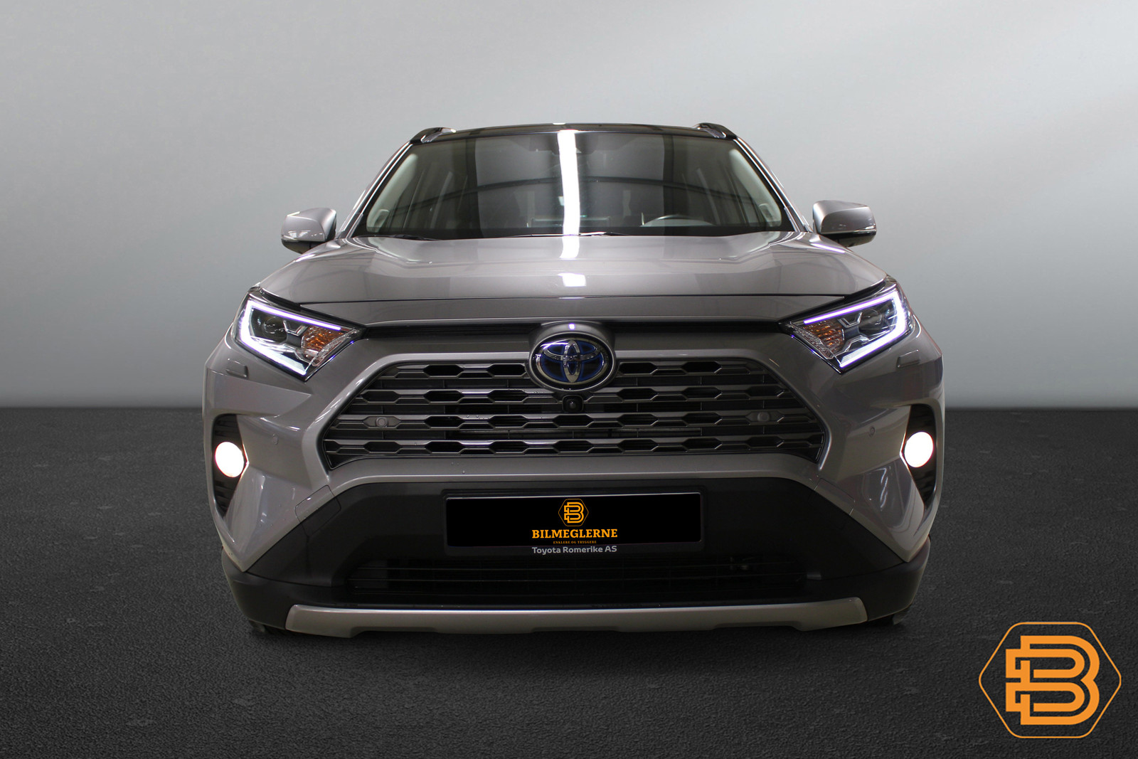 Toyota RAV4   image9