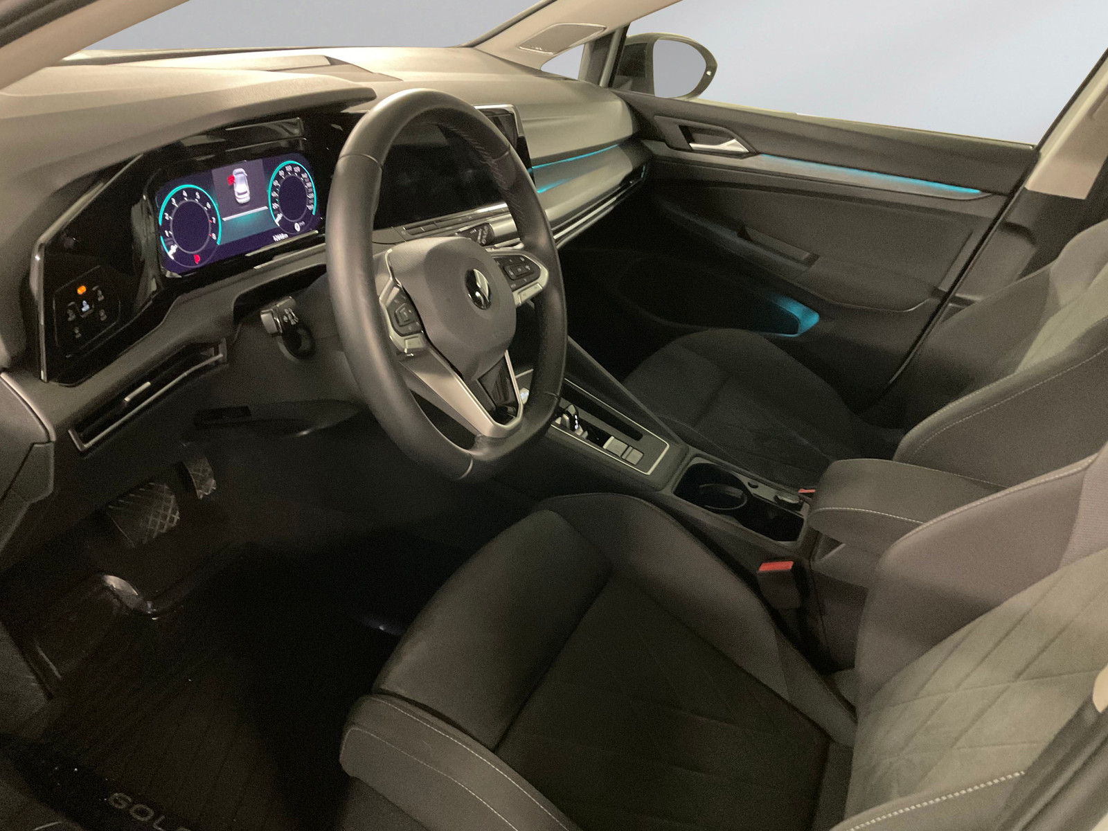 Volkswagen Golf   image9