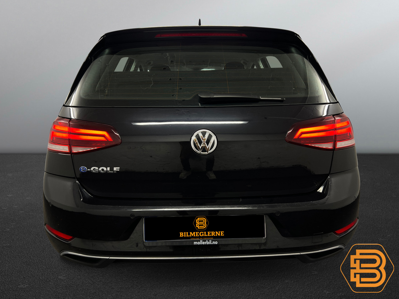 Volkswagen Golf   image10