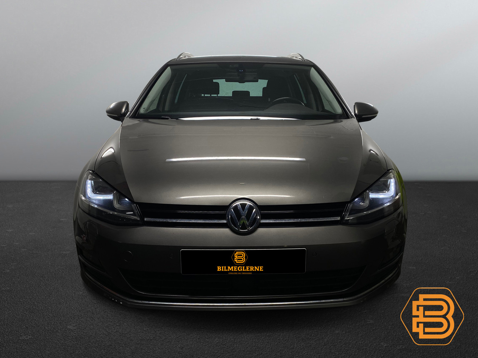 Volkswagen Golf   image10