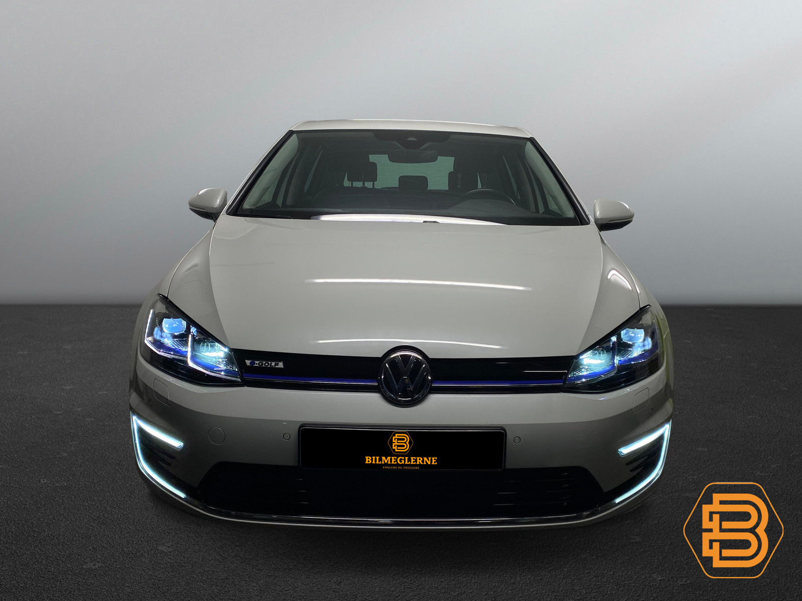 Volkswagen Golf   image10