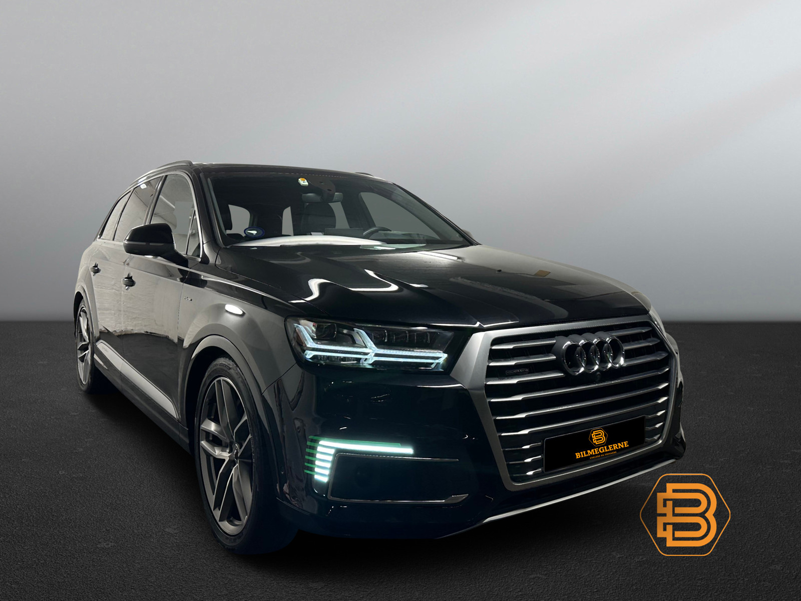 Audi Q7   image10