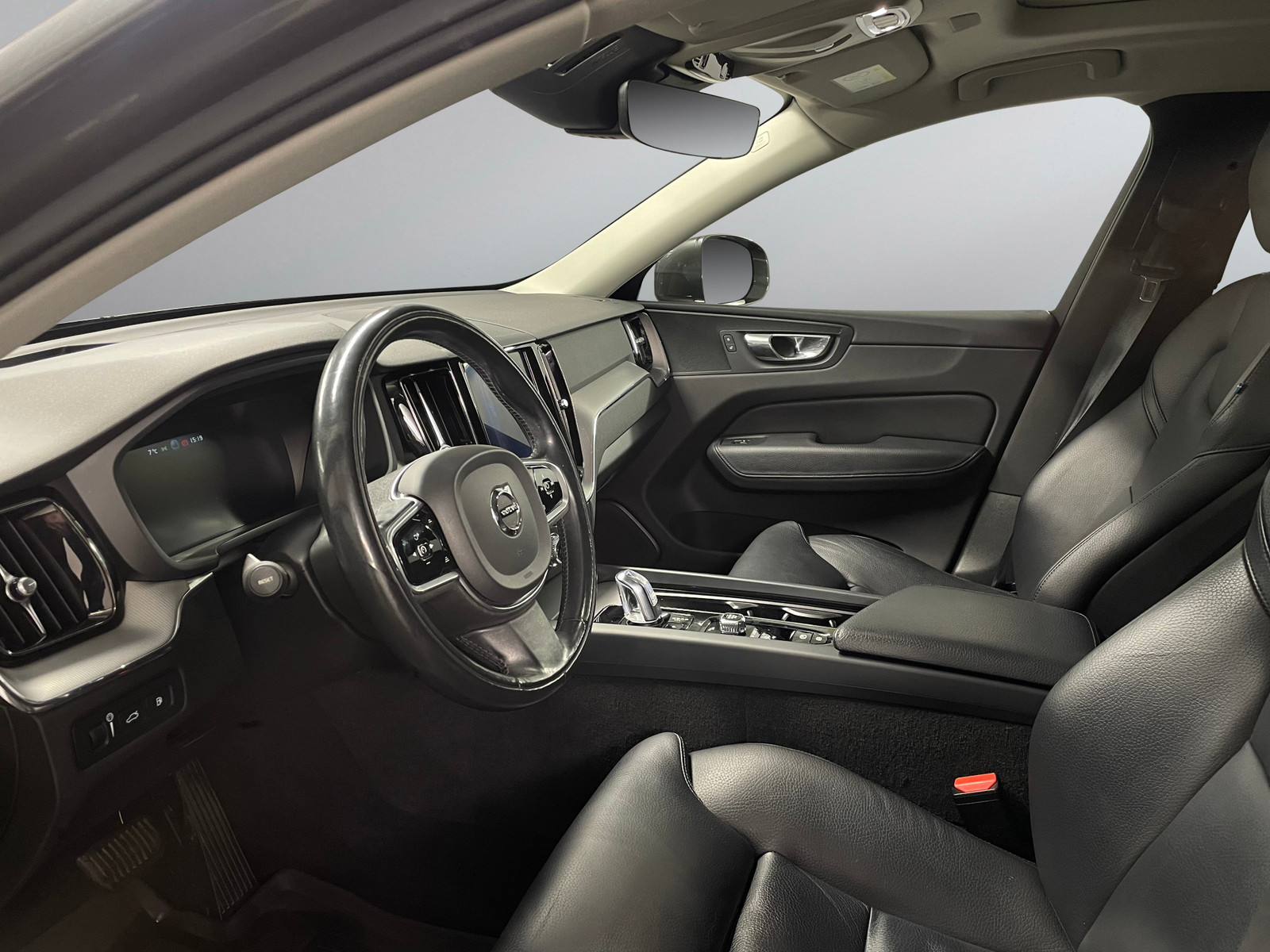 Volvo XC 60   image11