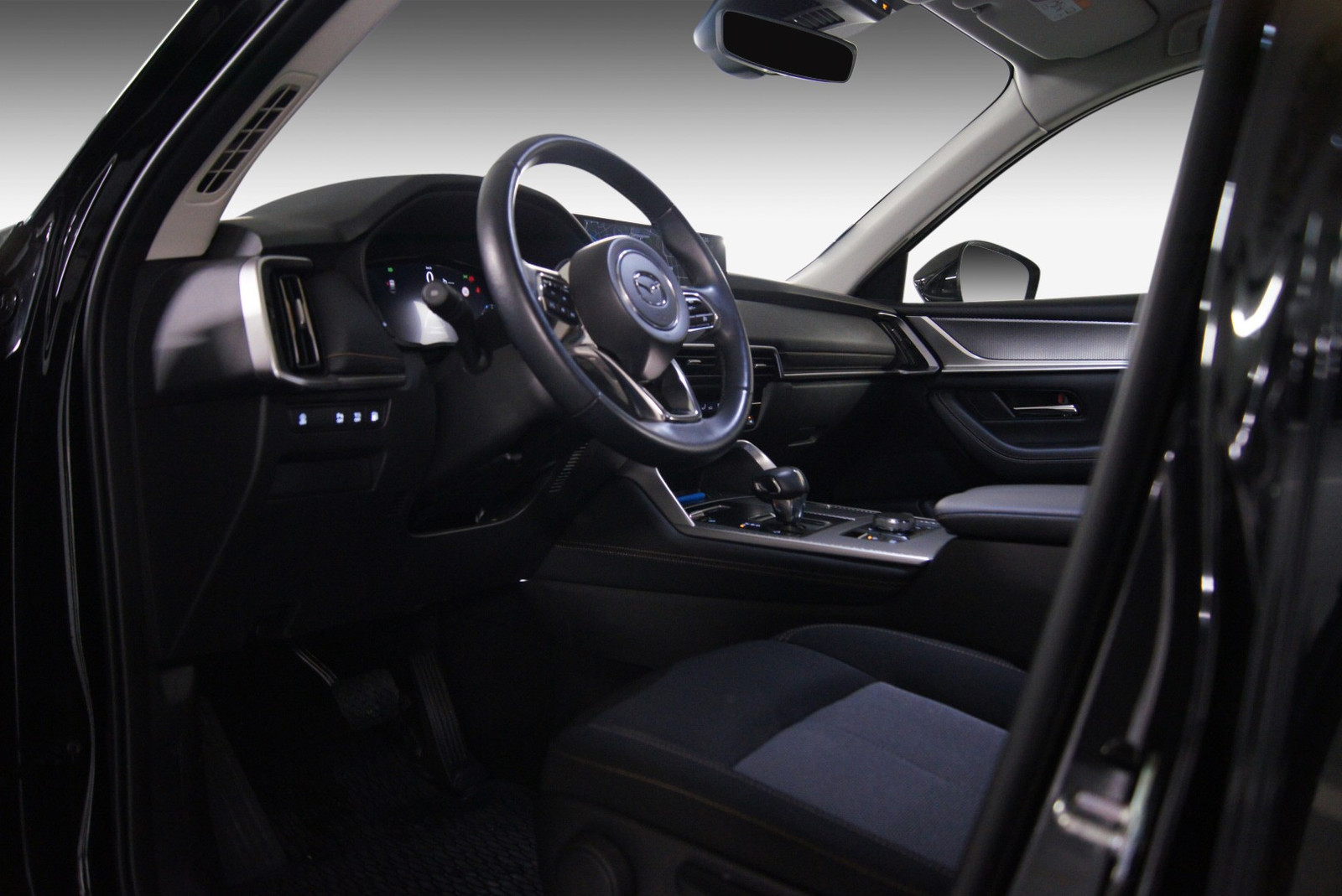 Mazda CX-60   image11