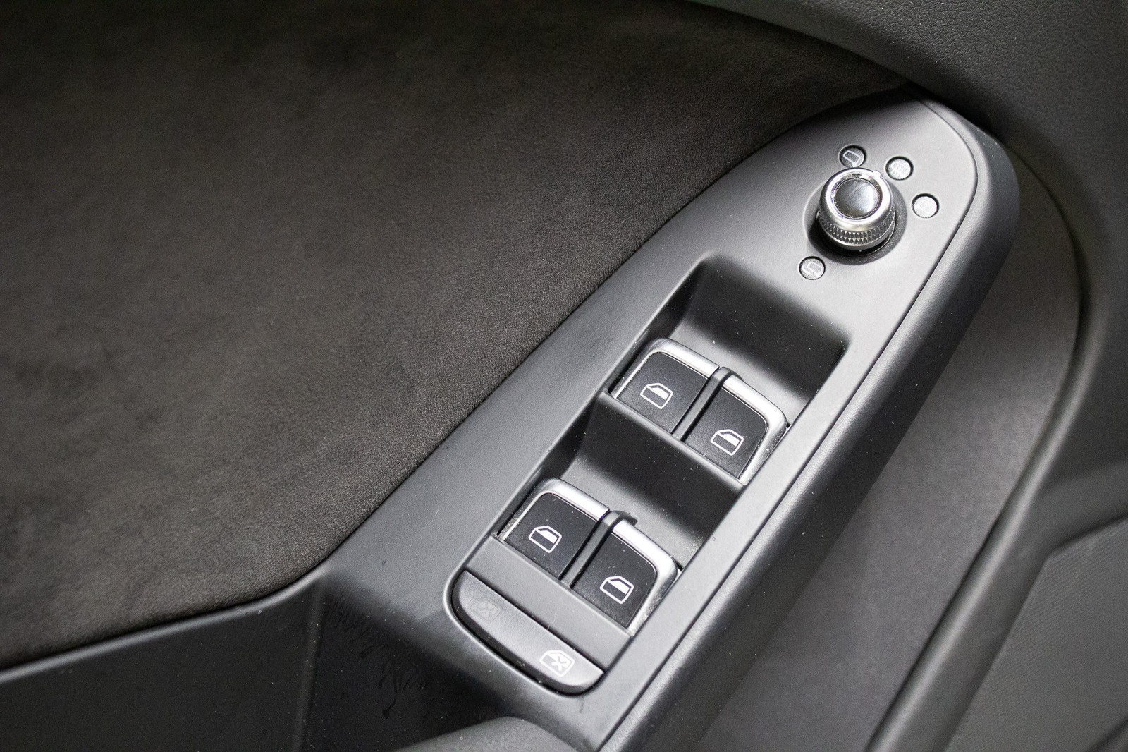 Audi A4 allroad   image11