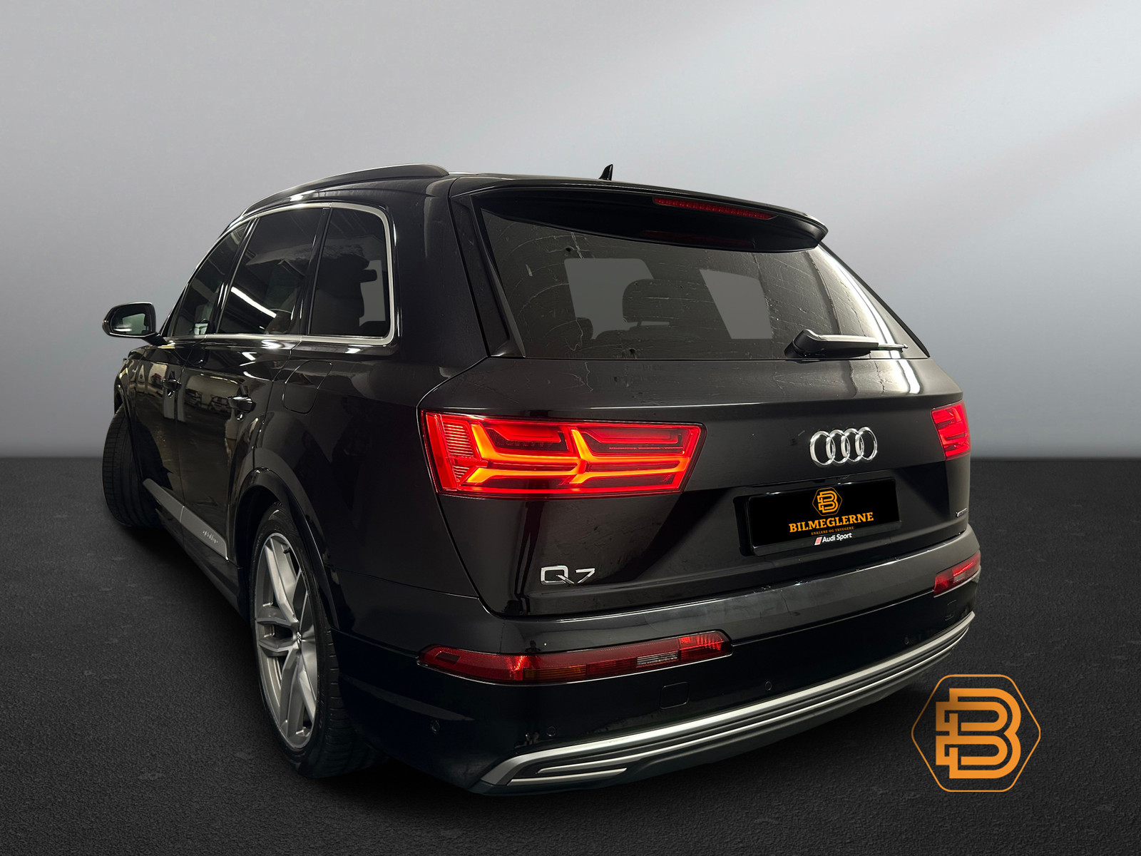 Audi Q7   image11
