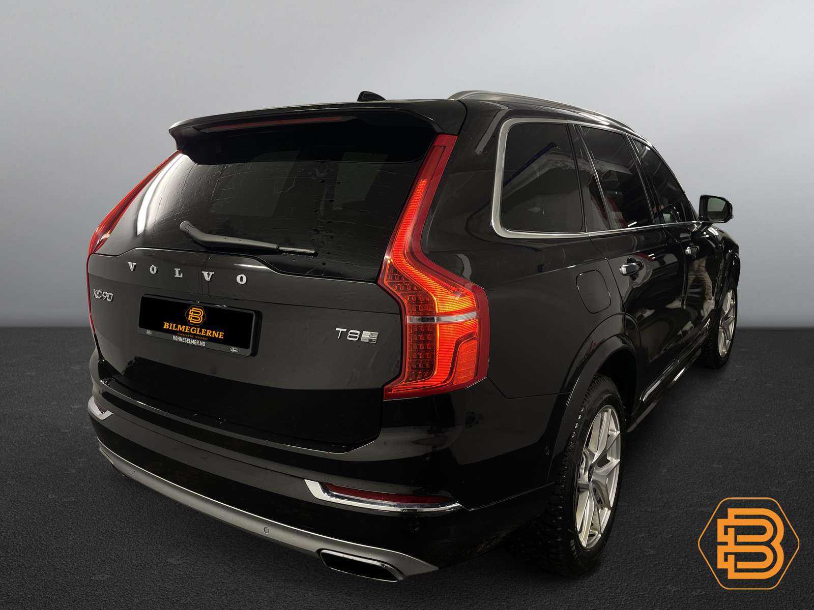 Volvo XC90   image12