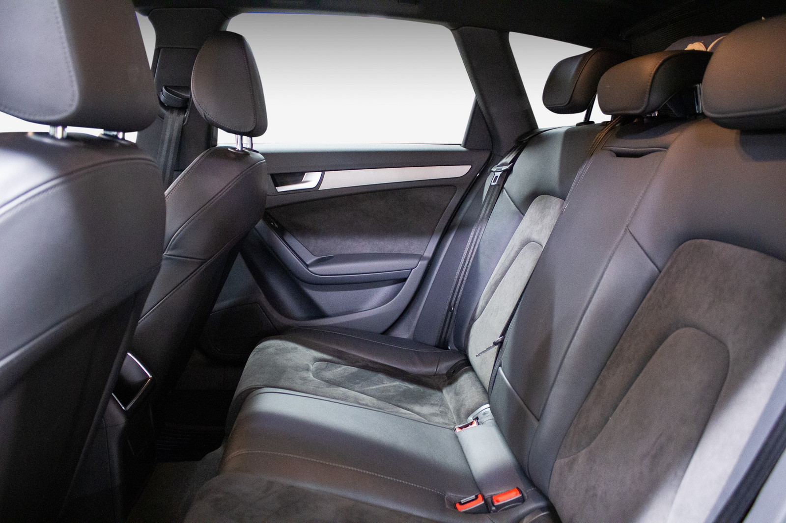 Audi A4 allroad   image12