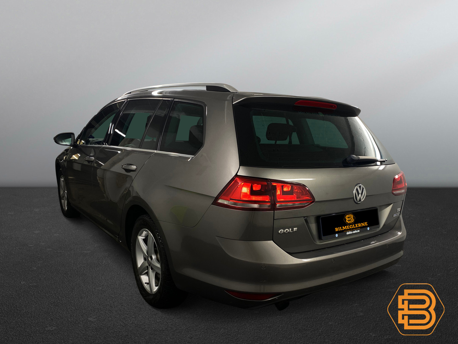 Volkswagen Golf   image12