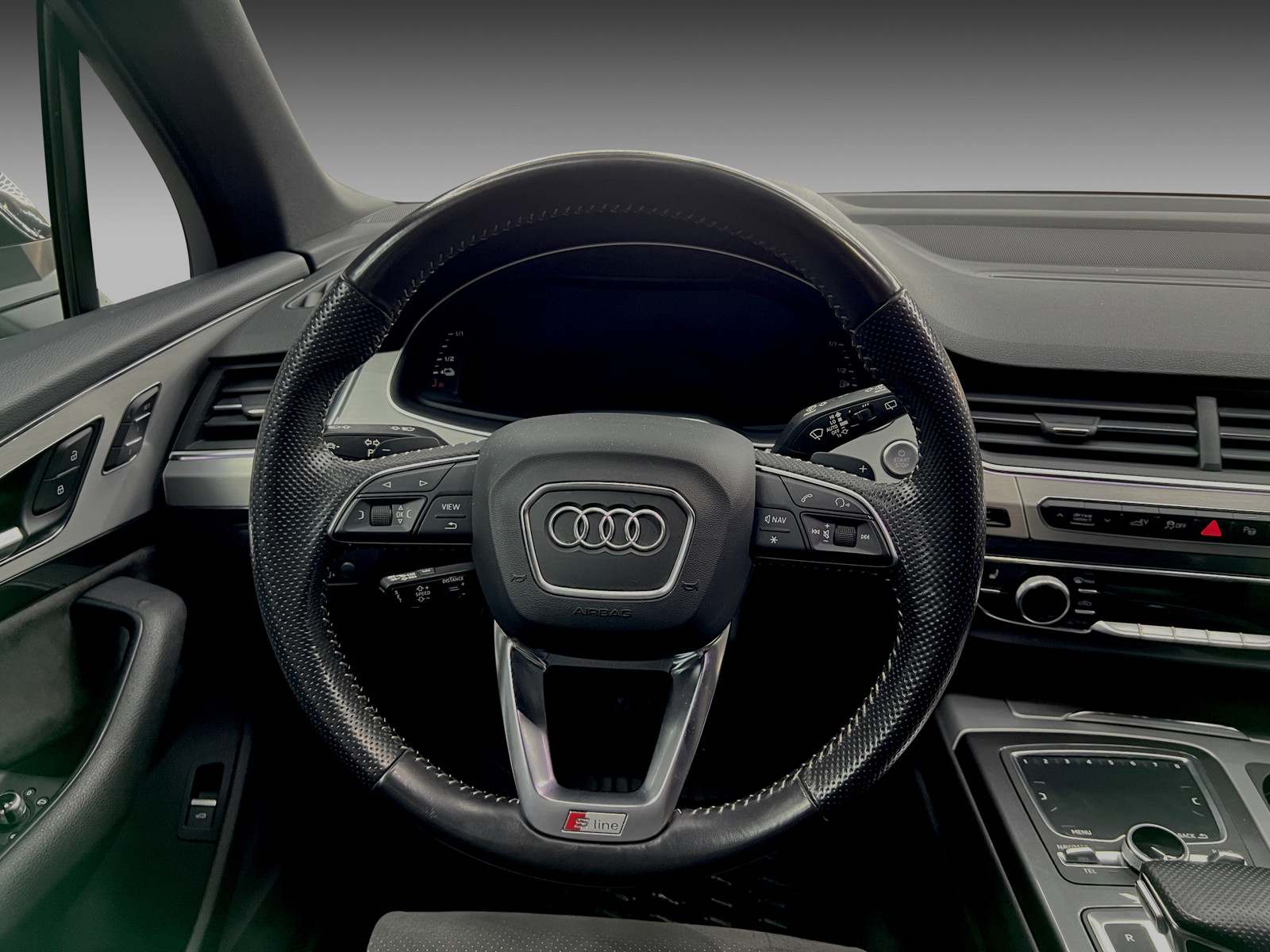 AUDI Q7 E TRON S-Line   image12