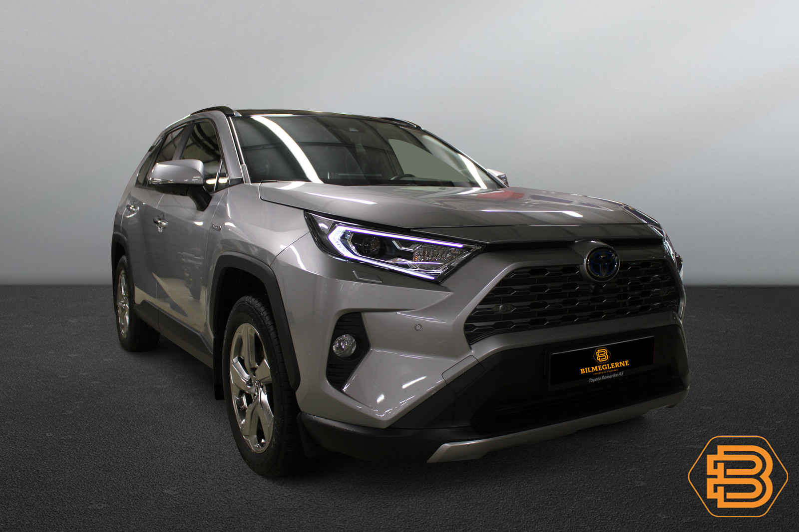 Toyota RAV4   image13