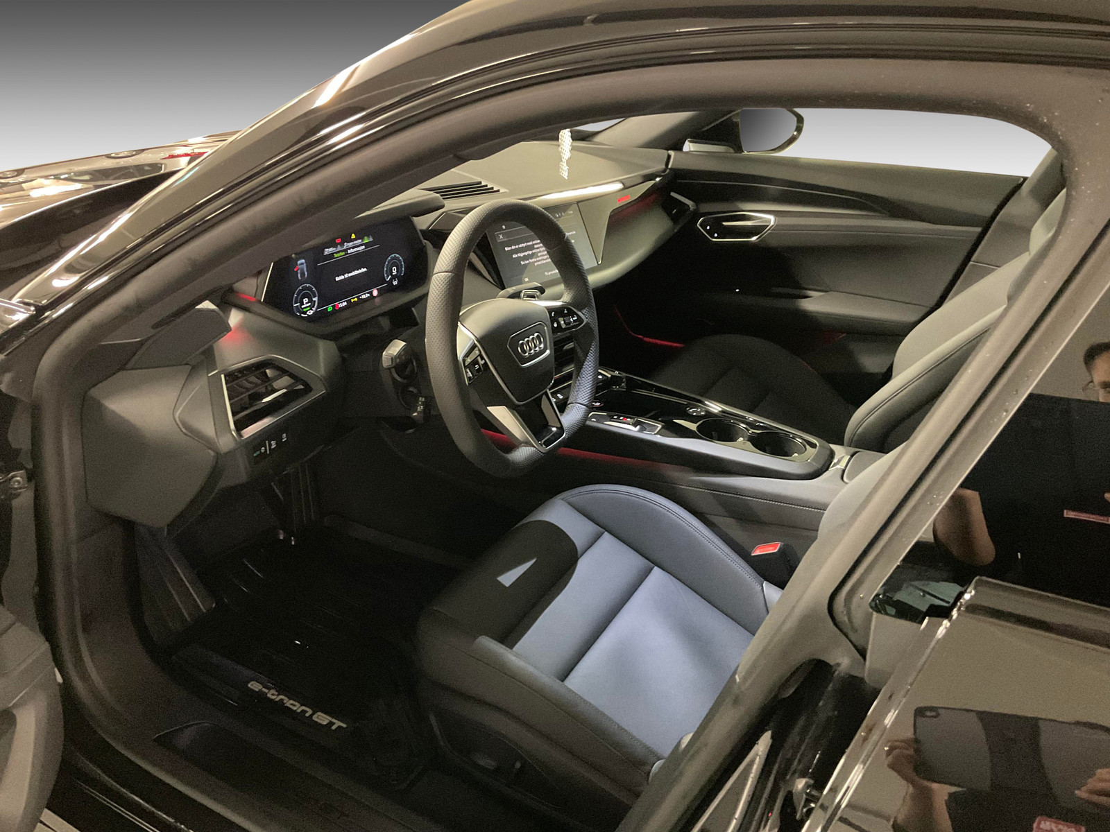 Audi E-tron GT   image13