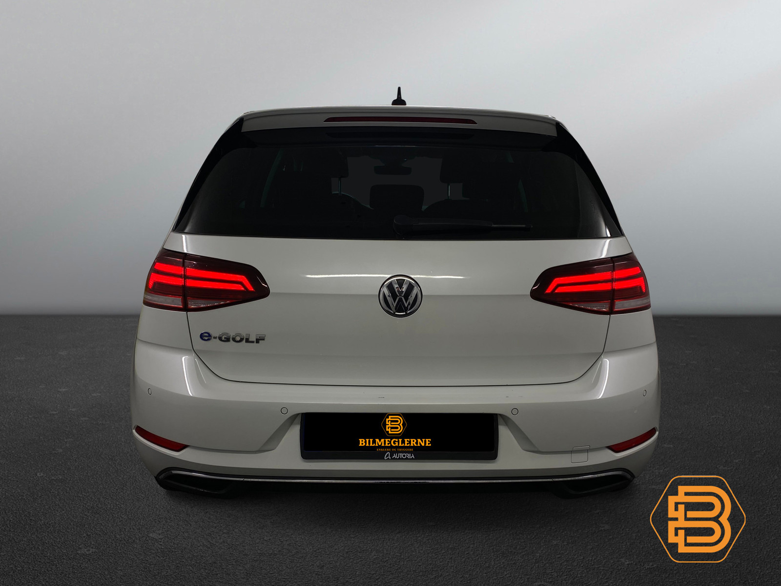 Volkswagen Golf   image13