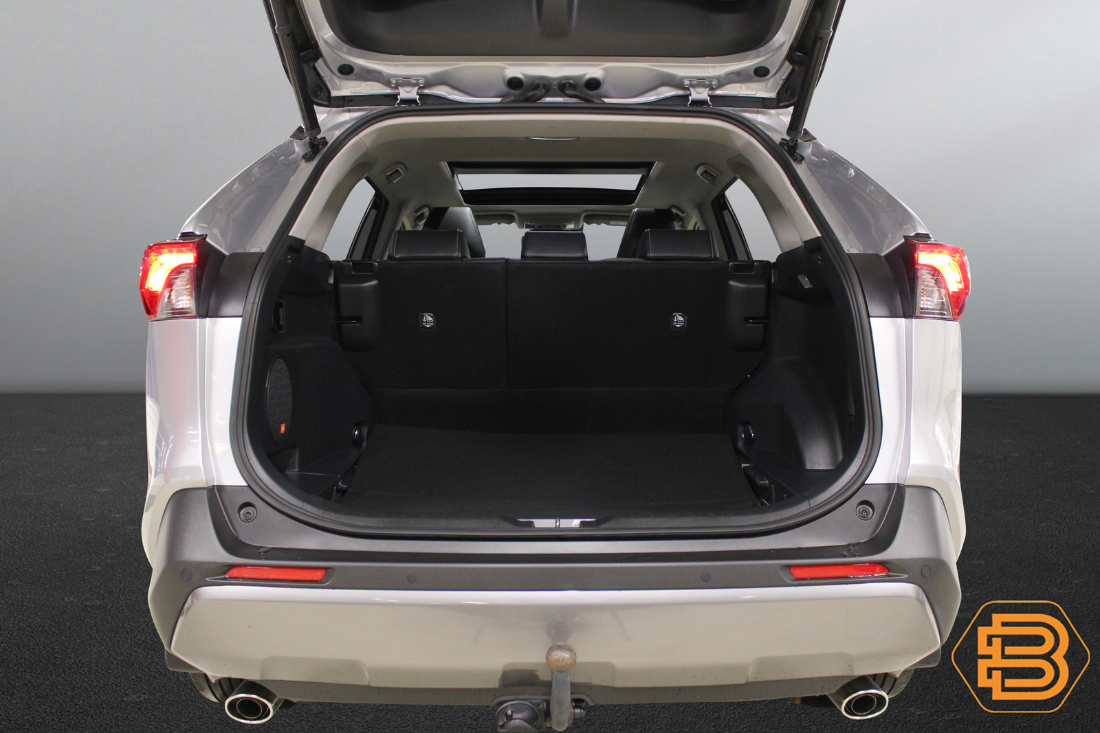 Toyota RAV4   image14